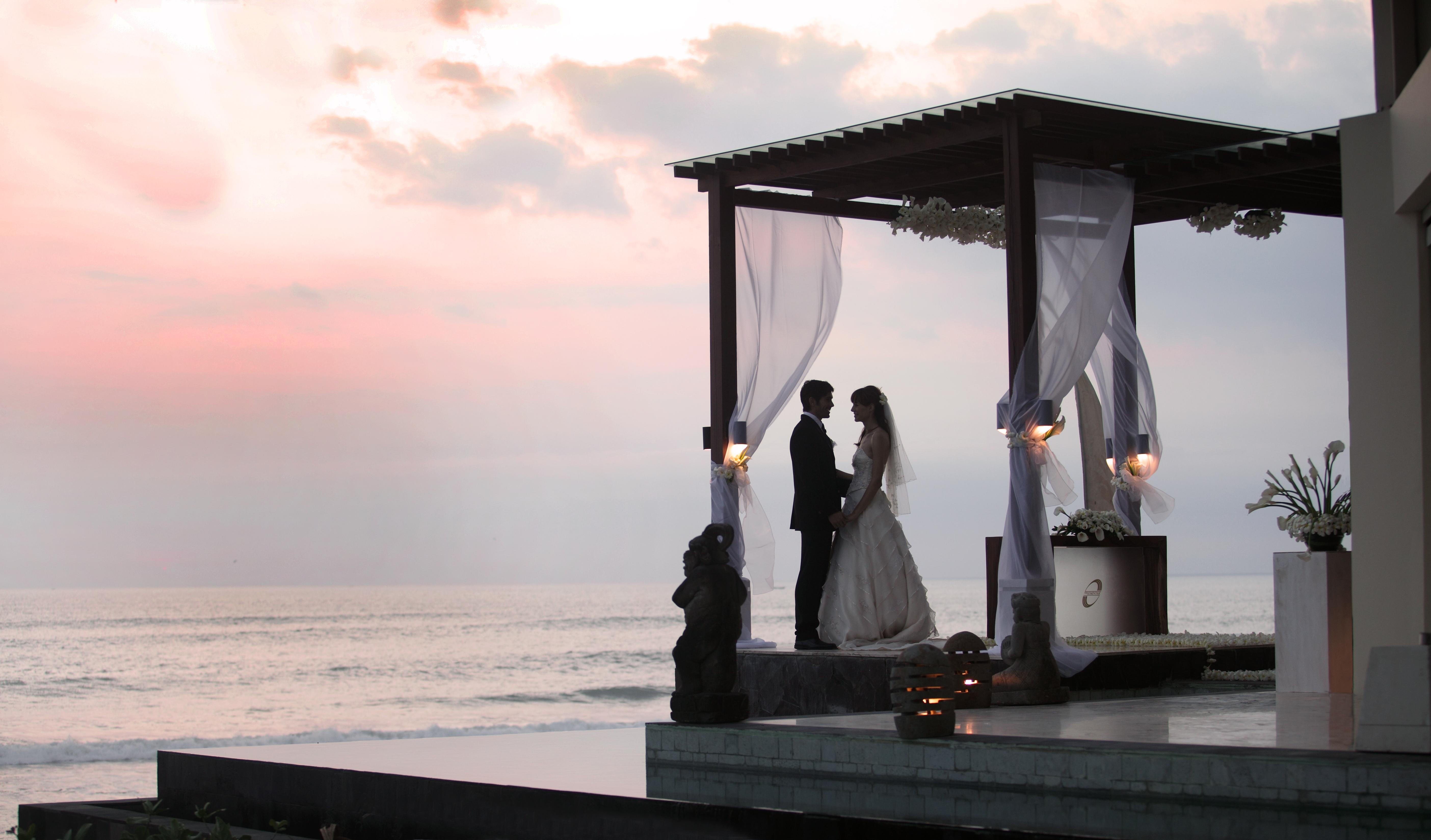 The Seminyak Beach Resort & Spa Εξωτερικό φωτογραφία Wedding at the beach